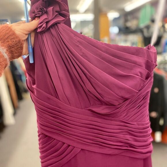 David's Bridal Sz. 10 Burgundy Formal Gown - Picture 3 of 7